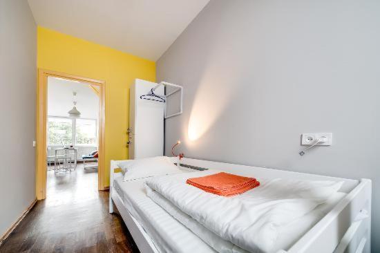 Nic8,5-8S Hotel Poznan Ngoại thất bức ảnh